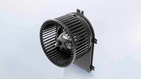 Un modulo blower è costituito da un motore elettrico che azione una ventola.
